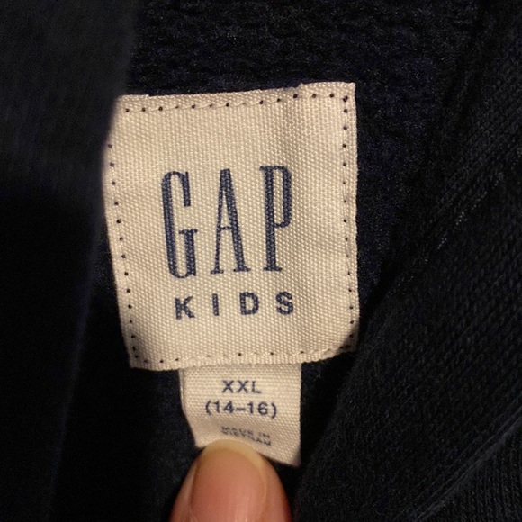 Big kids Gap Hoodie - Picture 2 of 2